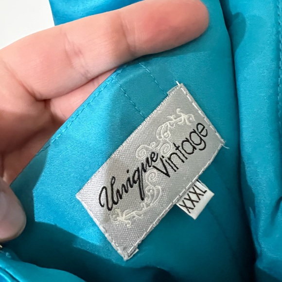 Unique Vintage Formal Dress - Picture 8 of 8